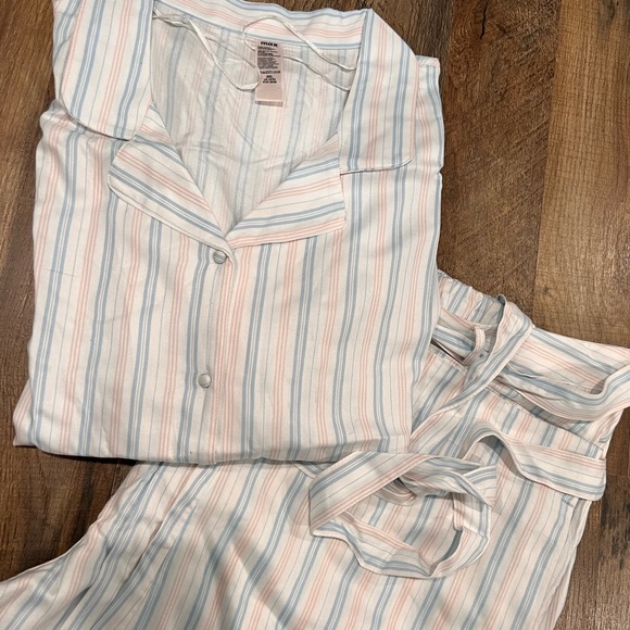 Other - Striped baby pink & blue soft pyjamas!💗